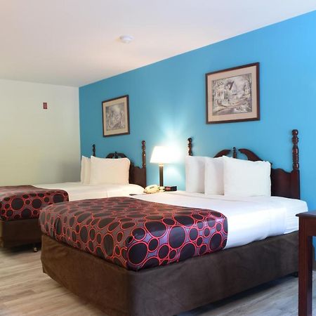 Hilltop Inn & Suites, Near Foxwoods Casino Норт-Стонінгтон Екстер'єр фото