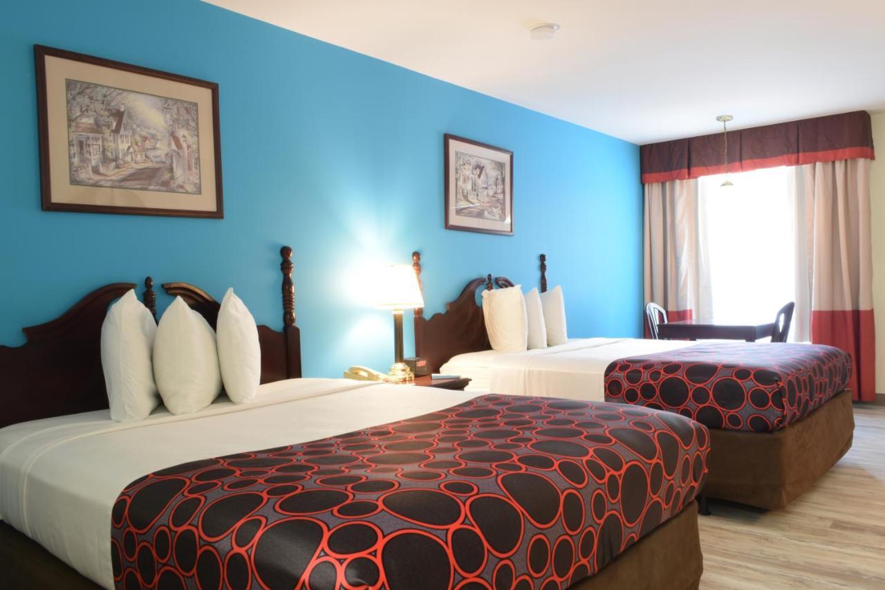 Hilltop Inn & Suites, Near Foxwoods Casino Норт-Стонінгтон Екстер'єр фото